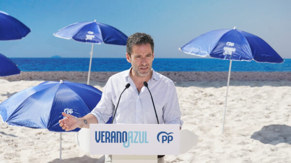 Feijóo acepta un debate con Sánchez y Díaz, y otro con las fuerzas con grupo parlamentario Feijóo acepta un debate con Sánchez y Díaz, y otro con las fuerzas con grupo parlamentario