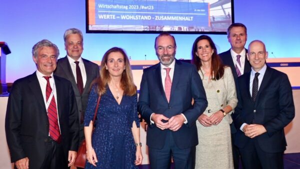 El Partido Popular Europeo (PPE) veta la campaña de Sánchez en el Parlamento Europeo