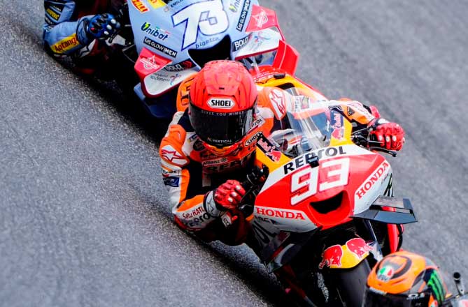 El show de Márquez con tres caídas en 40 minutos para quedar séptimo