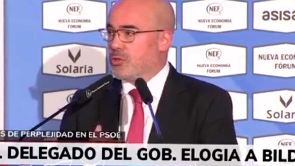 Elogio a Bildu como partido ejemplar y de mayor valor moral de la mano derecha de Sánchez