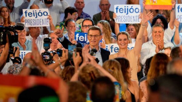 Feijóo califica de lamentable que las mentiras del sanchismo intoxiquen a la Comisión Europea Feijóo califica de lamentable que las mentiras del sanchismo intoxiquen a la Comisión Europea