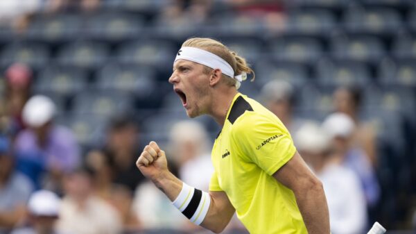 Alcaraz se desesperó tras perder ante Tommy Paul  en los cuartos de final