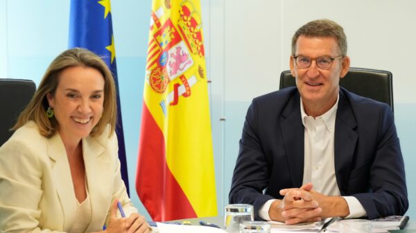 Feijóo (172) frente a Sánchez (121), primera batalla por presidir Congreso y Senado