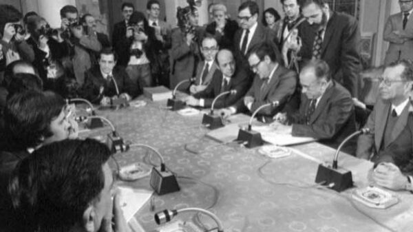 Feijóo pidió el apoyo del PSOE para una legislatura de dos años con seis pactos de Estado