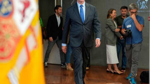 Felipe González y Feijóo contra la amnistía y el referéndum exigido por Puigdemont