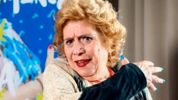 María Jiménez, la musa indomable de Triana se despide de su barrio en coche de caballos