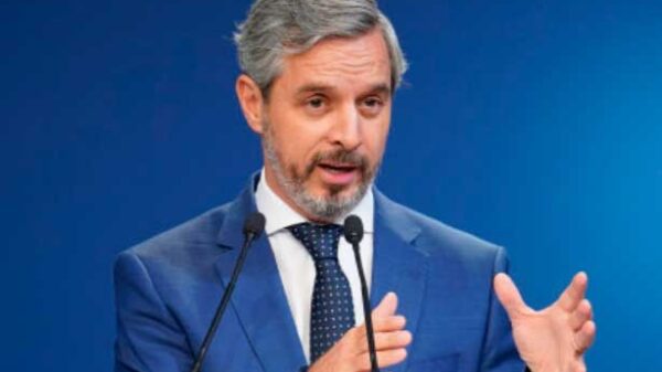 Juan Bravo denuncia el encarecimiento de la vuelta al colegio ante la inacción de Sánchez