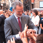 Baño de masas del Rey y la Reina en los actos en Pamplona del Privilegio de la Unión Baño de masas del Rey y la Reina en los actos en Pamplona del Privilegio de la Unión