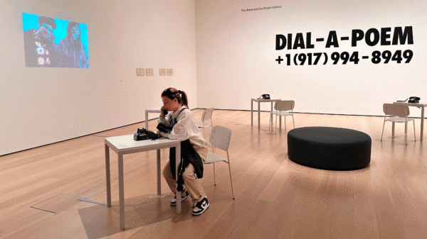 En el MoMA hay una sala dedicada a Dial-A-Poem