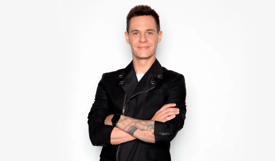 Una divertida vuelta al cole de celebrities para medirse a jóvenes estudiantes Una divertida vuelta al cole de celebrities para medirse a jóvenes estudiantes