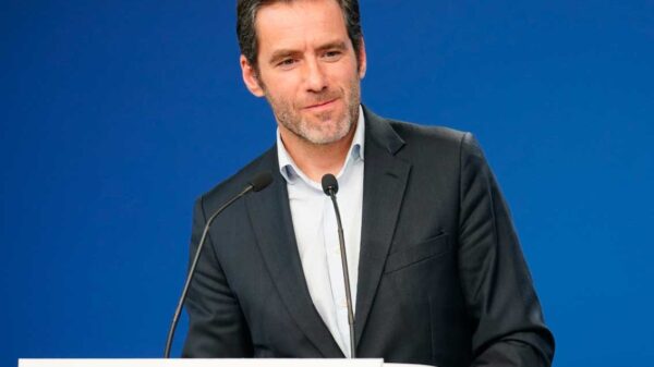 Alerta de Borja Sémper y fuga de España de Pedro Sánchez y Félix Bolaños