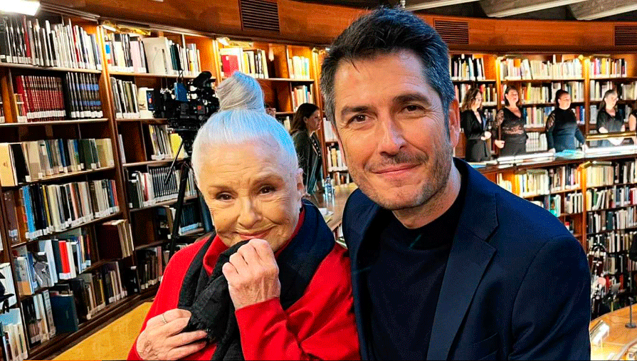 Lola Herrera se mete en la piel de 2023 en el resumen especial del año