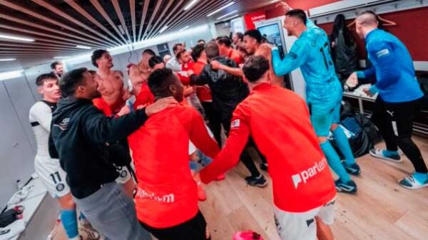 El Girona FC de Míchel humilla y golea al FC Barcelona de Xavi Hernández