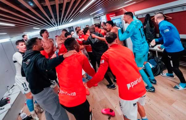 El Girona FC de Míchel humilla y golea al FC Barcelona de Xavi Hernández