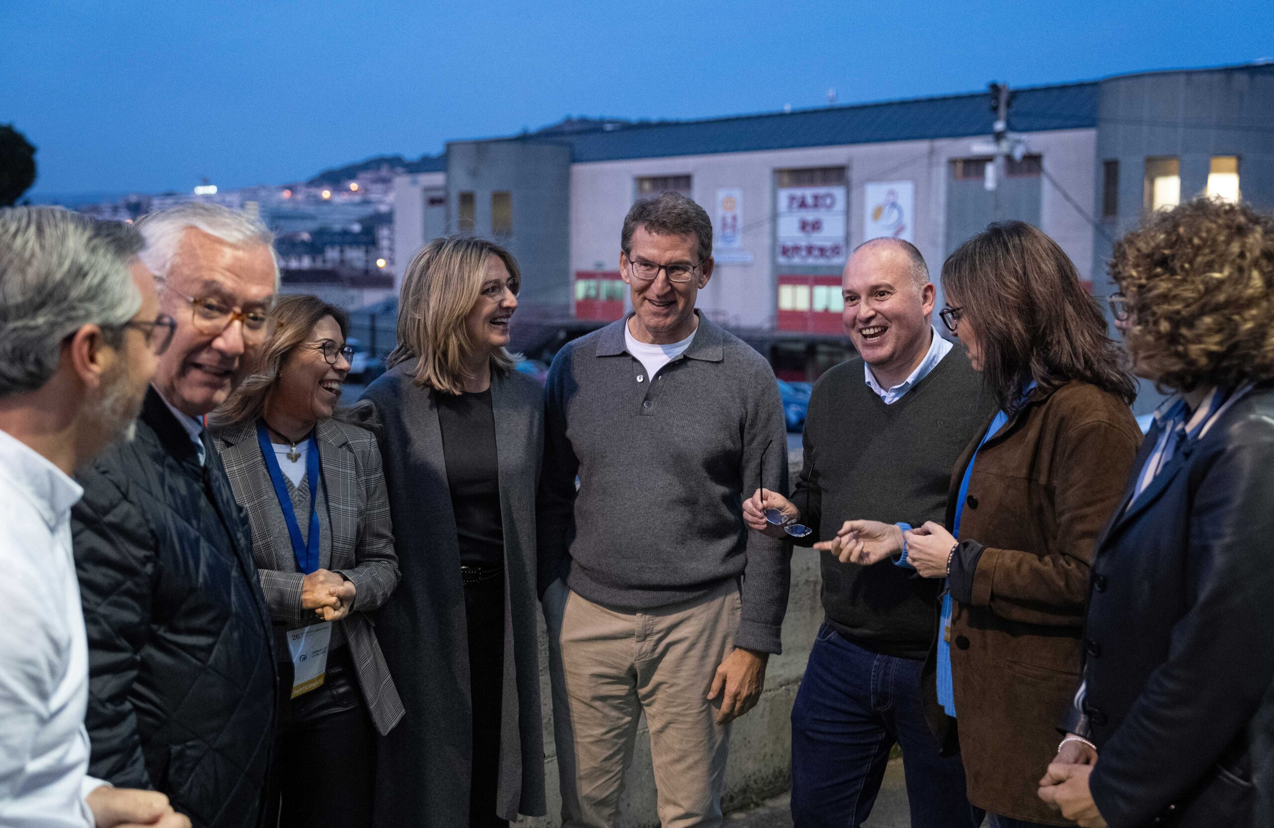 Suresnes por Waterloo, Sánchez derriba el PSOE de Felipe y entrega el partido a Puigdemont