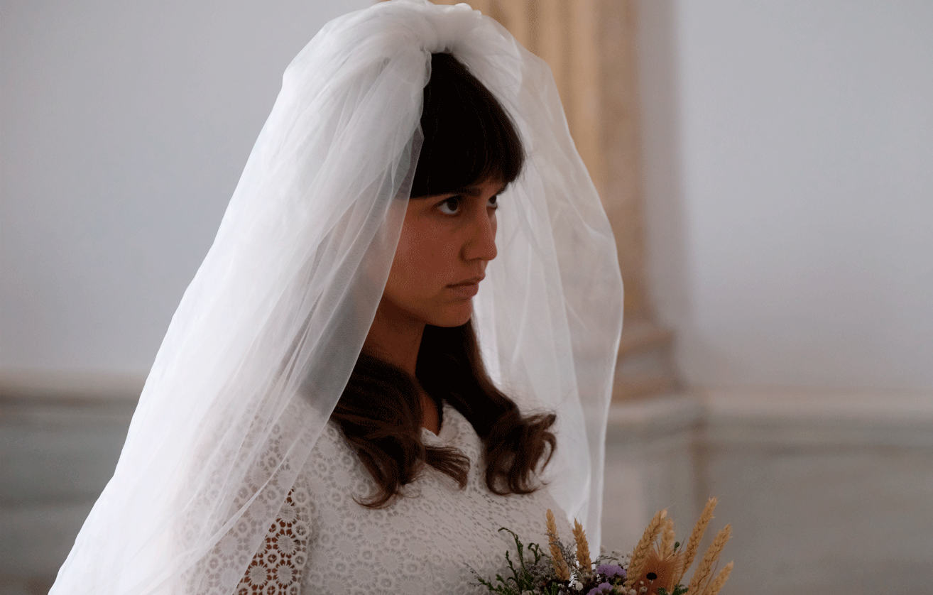 Entre Tierras, Meghan Montaner protagoniza un drama emocional en la España rural de los sesenta