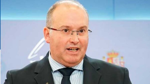 Punto de partida de una actividad política, social y legal para rearmar  y fortalecer al Estado de derecho