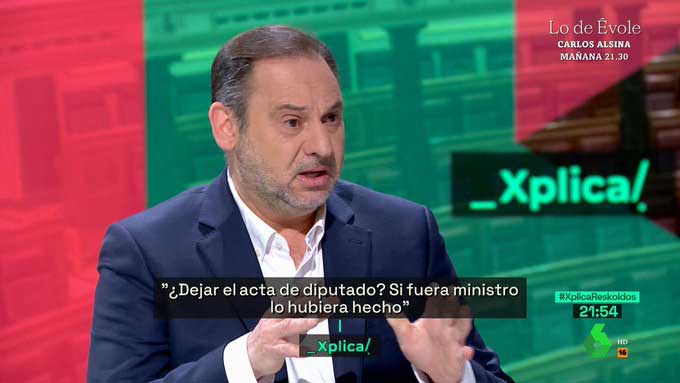 Ábalos abre una grave crisis política al negarse a dimitir y desafiar la autoridad de Sánchez