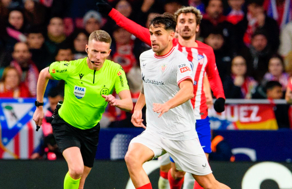 Primer zarpazo del Athletic para enfilar la Copa del Rey en Sevilla