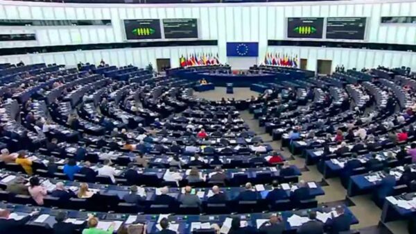El Parlamento Europeo exige a Sánchez investigar la conexión de Puigdemont con Putin