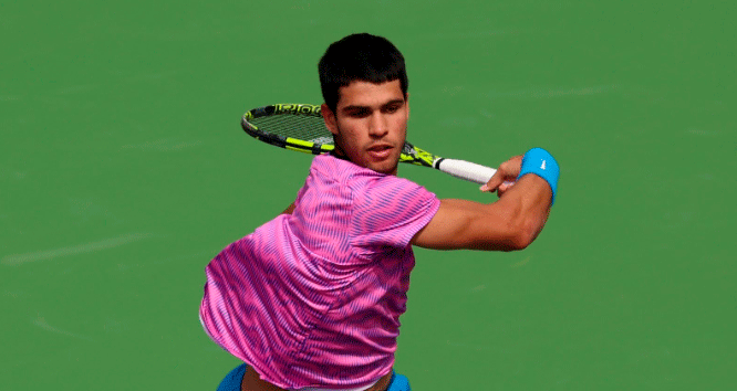 Un Carlos Alcaraz “hambriento de más”, se impone a Marozsan y se cita con Zverev