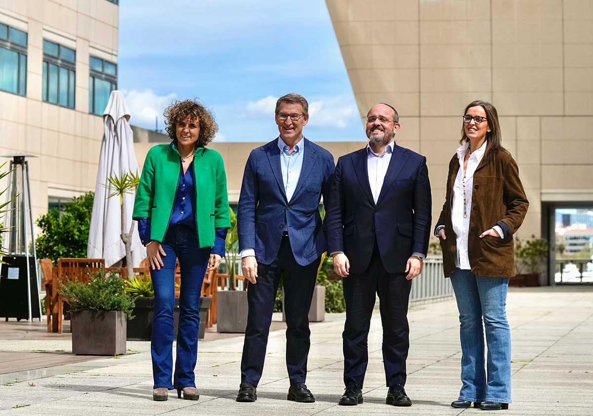 Concentrar el voto constitucionalista, la gran apuesta política de Feijóo en las elecciones en Cataluña