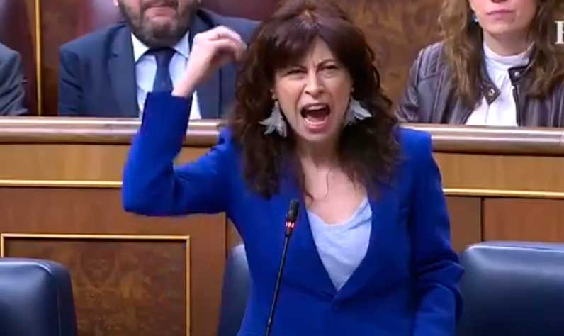 La ministra de igualdad a gritos en su ataque al PP por exigir la verdad sobre Begoña Gómez