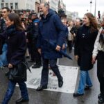 Los Reyes y sus hijas sorprenden a los madrileños en el final de la Semana Santa