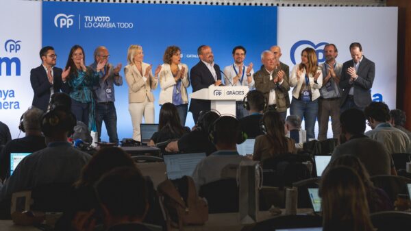 Feijóo marca el reto de entrar en nuevos caladeros de votos de liberales y socialdemócratas
