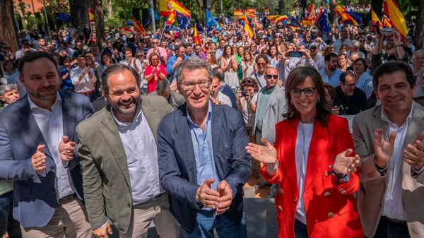 Feijóo pide el voto de  todos los que se sientan  estafados por Pedro Sánchez