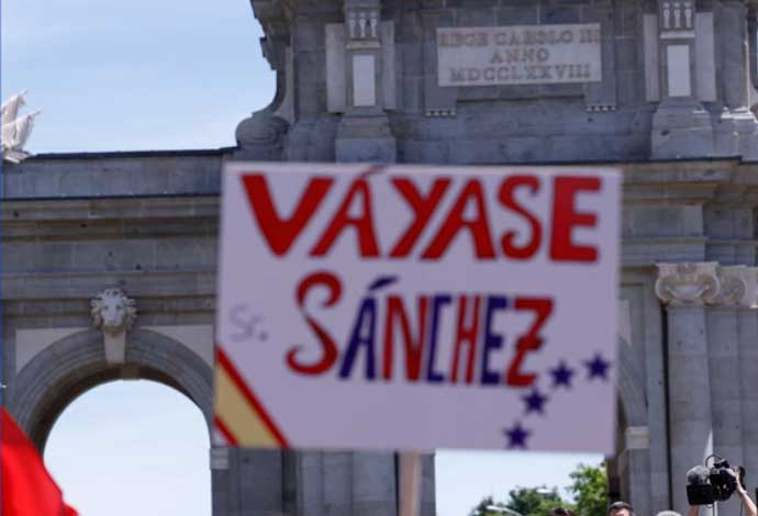 A dos días de aprobar la Ley de Amnistía, Sánchez despliega toda la batería de propaganda A dos días de aprobar la Ley de Amnistía, Sánchez despliega toda la batería de propaganda