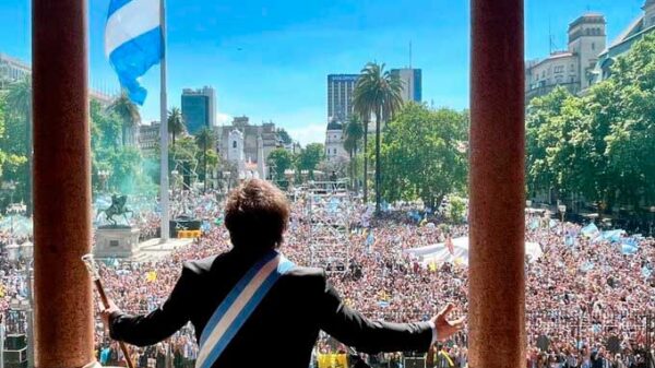 Óscar Puente, como gurú y asesor personal de Sánchez, tacha a Milei de drogadicto y abre gran crisis con Argentina Óscar Puente, como gurú y asesor personal de Sánchez, tacha a Milei de drogadicto y abre gran crisis con Argentina