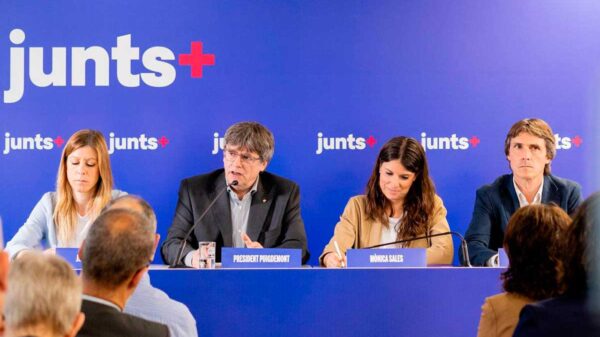 Silencio de Sánchez ante el órdago de Puigdemont para gobernar en Cataluña en lugar de Illa