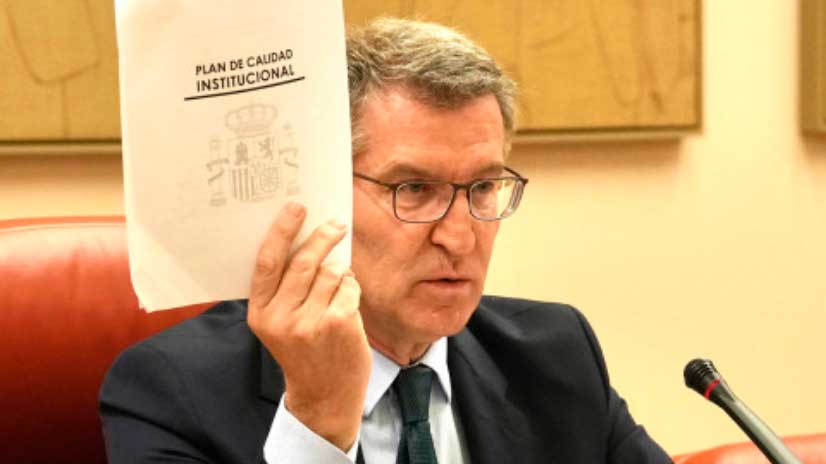 Contactos de Feijóo con Von der Leyen, anclaje del PP en el centro político y una lista de concentración del voto para Europa