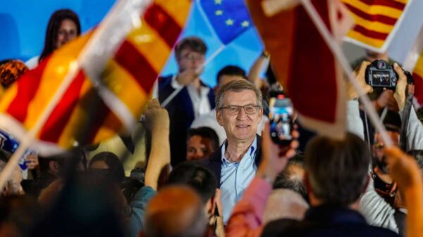 Sánchez chapotea en el fango con los bulos de Milei drogado y Puigdemont en el maletero