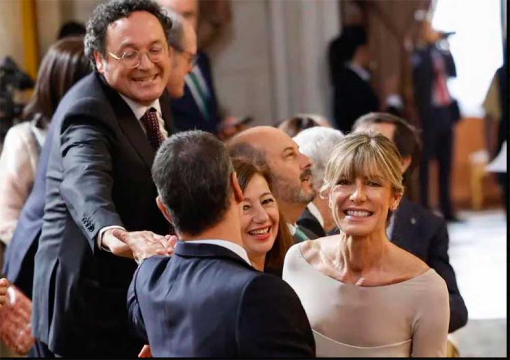 CIS, máquina del fango, ocupación de TVE y apoyo a Vox y Alvise, el aparato de propaganda de La Moncloa CIS, máquina del fango, ocupación de TVE y apoyo a Vox y Alvise, el aparato de propaganda de La Moncloa