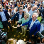 Todo el apoyo de Feijóo a Von der Leyen y a un PPE en 172 escaños frente a los 143 de S&D Todo el apoyo de Feijóo a Von der Leyen y a un PPE en 172 escaños frente a los 143 de S&D