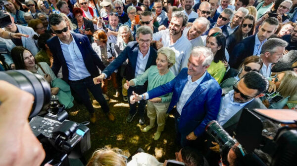 Todo el apoyo de Feijóo a Von der Leyen y a un PPE en 172 escaños frente a los 143 de S&D