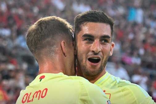 España cerró la fase de grupos con una victoria ante Albania y aguarda rival para octavos