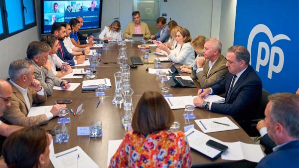 Los españoles vivan donde vivan comparten problemas y compartirán soluciones, la alternativa realista, seria y fiable