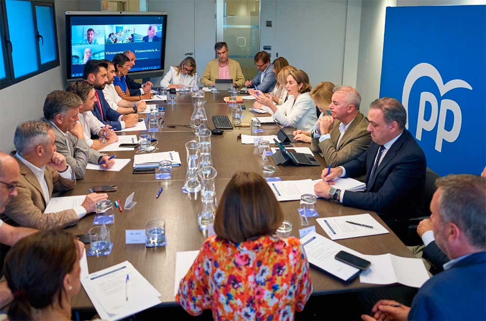 Los españoles vivan donde vivan comparten problemas y compartirán soluciones, la alternativa realista, seria y fiable
