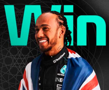 Lewis Hamilton superó a Russell, los dos McLaren, y Verstappen, en una gran victoria