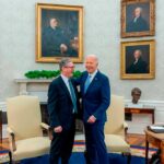 Barack Obama y Nancy Pelosi en alarma ante el derrumbre de Biden y su caída en las encuestas
