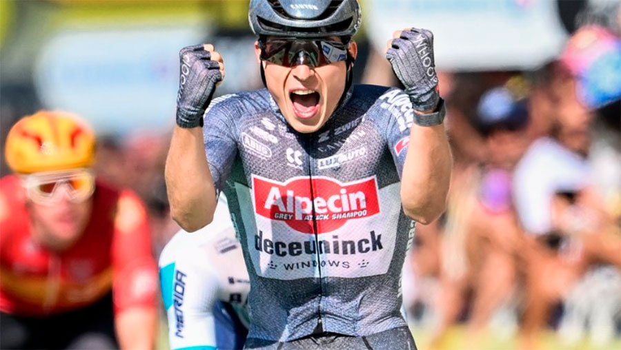 Philipsen gana en Nimes e iguala las tres etapas de Girmay que se fue al suelo