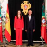 Baño de masas de Leonor conquistando Portugal como futura Reina de España