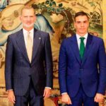 Hermetismo sobre las dos horas del Rey con Sánchez, Page lidera la rebelión en el  PSOE y Legislatura en KO
