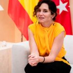 Ayuso advierte a Illa que no puede convertir España en un Estado confederal, plurinacional y asimétrico