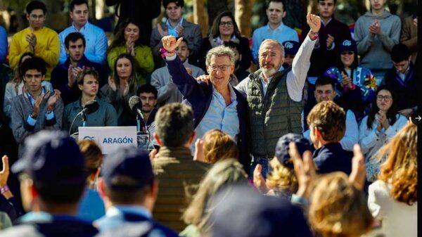 El PP de 20,8% a 31,5% con 159 escaños frente a caída de Sánchez con 105 y tendencia a la ruptura de Pacto de Frankenstein El PP de 20,8% a 31,5% con 159 escaños frente a caída de Sánchez con 105 y tendencia a la ruptura de Pacto de Frankenstein