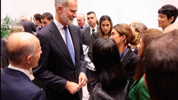 Permanecer siempre juntos y luchando por las víctimas del terrorismo Permanecer siempre juntos y luchando por las víctimas del terrorismo