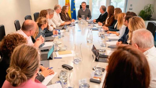 PP se querella contra PSOE por financiación ilegal, cohecho y tráfico de influencias PP se querella contra PSOE por financiación ilegal, cohecho y tráfico de influencias